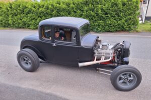 Ford Hot Rod –32