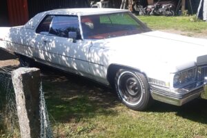 Cadillac Coupe deville –73