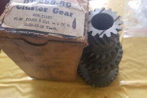 957-1958 CLUSTER GEAR FORD PASS 6 CYL 223 #DT259-8G #WT259-8G #B7A-7113C NOS