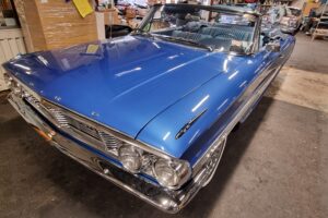 Ford Galaxie 500 XL Cab –64