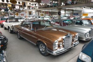 Mercedes-Benz 250SE –66