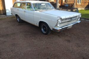 Ford Fairlane 66 station wagon –66