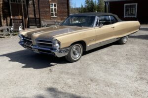 Pontiac Bonneville cab –65