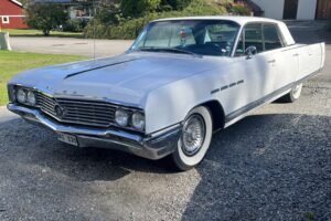 Buick Electra 225 4d ht –64