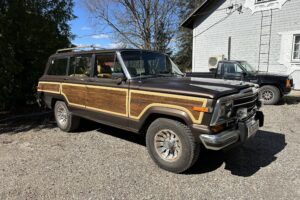 Jeep Grand Wagoneer –85