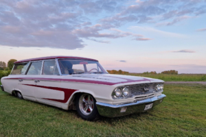 Ford Country Sedan –63